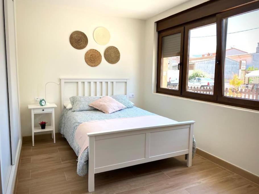 La Casa Del Arbol Apartment Corcubión Екстериор снимка