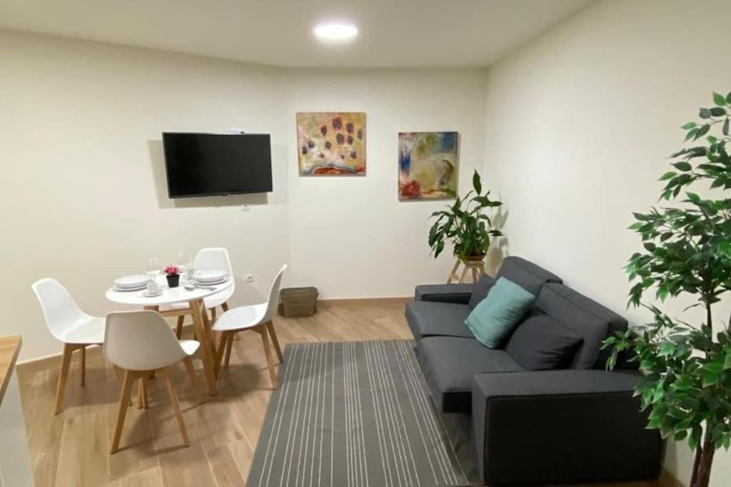 La Casa Del Arbol Apartment Corcubión Екстериор снимка