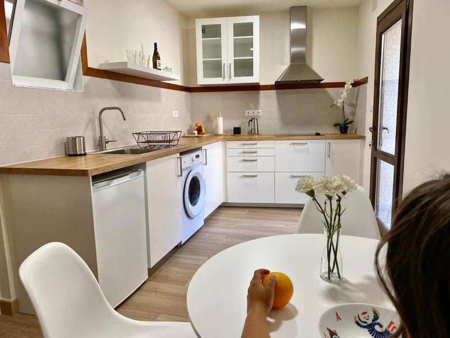 La Casa Del Arbol Apartment Corcubión Екстериор снимка